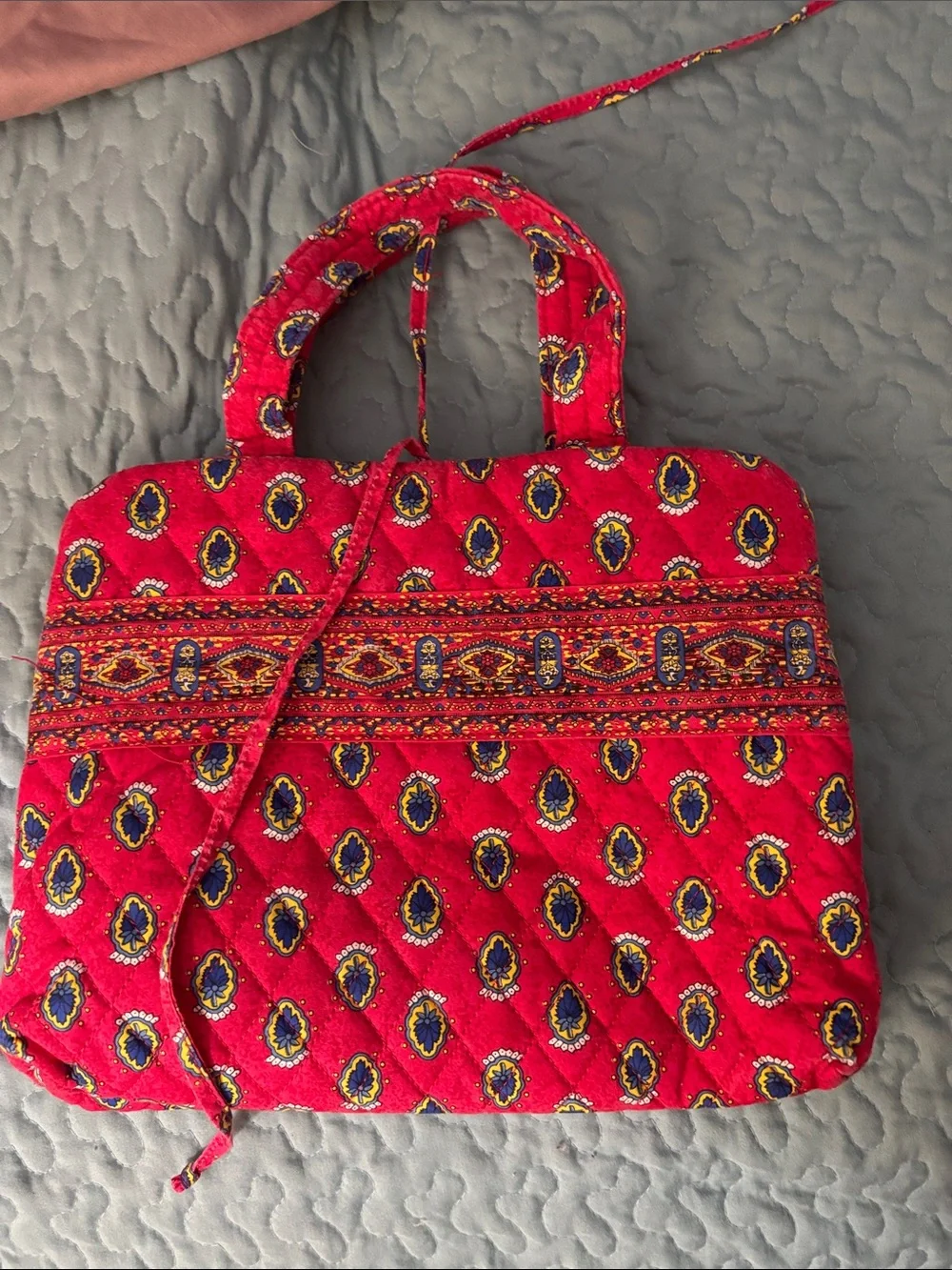 Travel Makeup bag . Roomy Americana Quilted